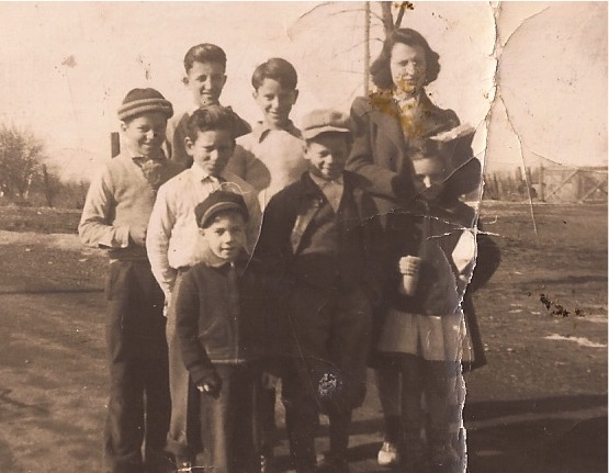 IMHR1935_19430000_PHT_GRP_02.JPG