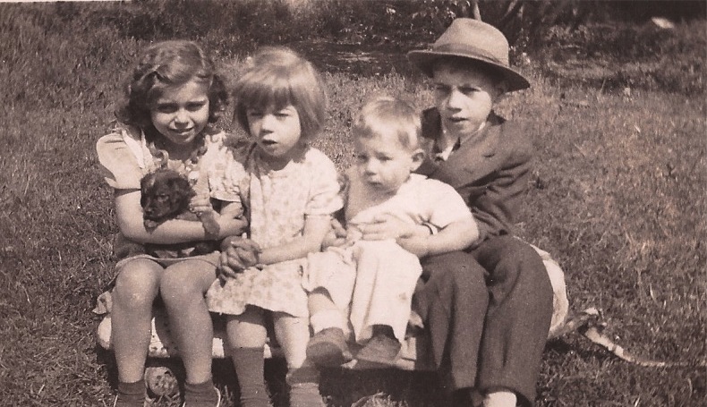 IMHR1935_19450000_PHT_GRP_01.JPG