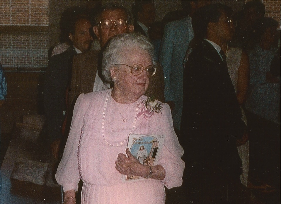 WELA1909_19880820_PHT_WED_01.JPG